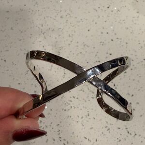 Bancroft Rowan‎ Hammered Infinity Cuff Bracelet